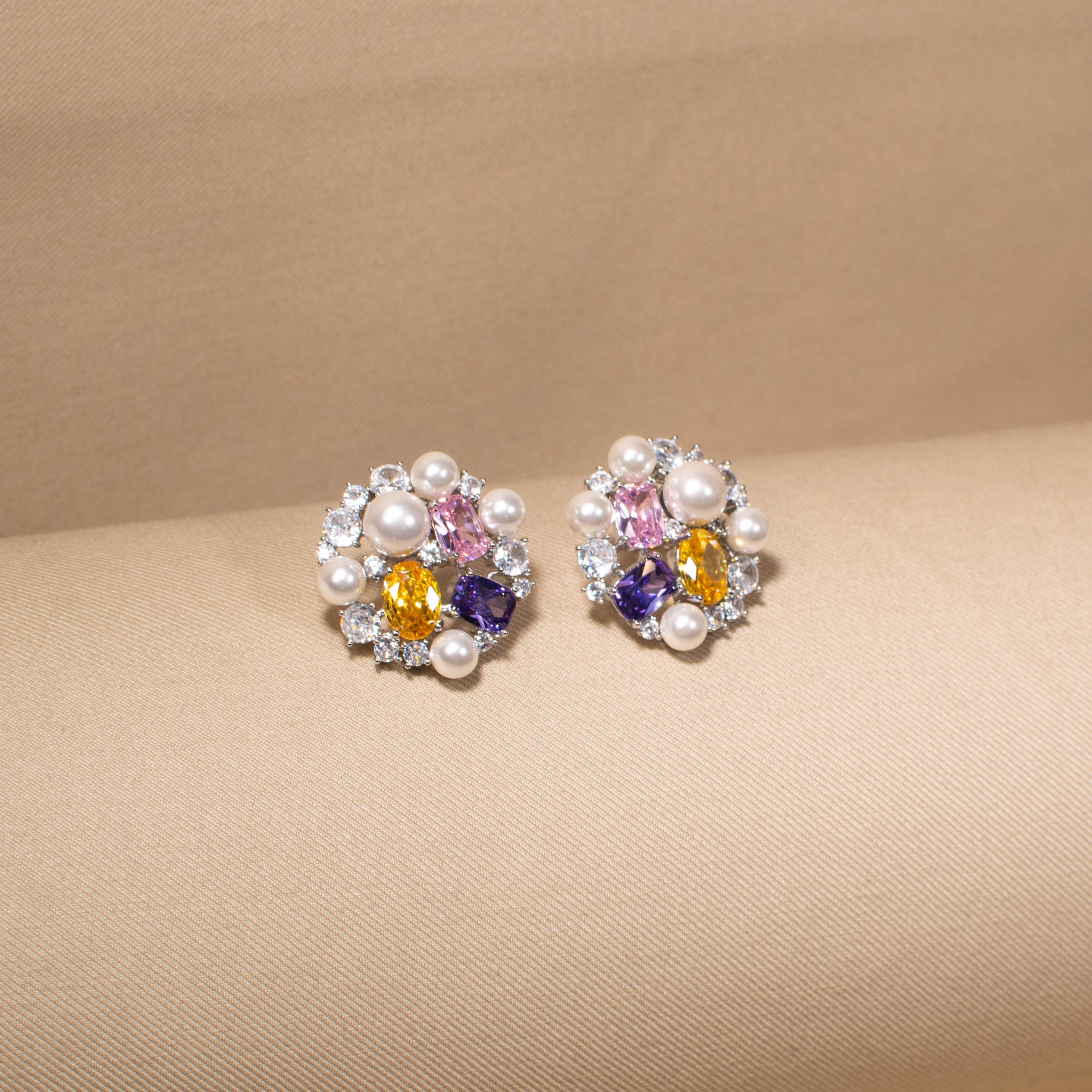 Sorbet Garden Pearl Studs