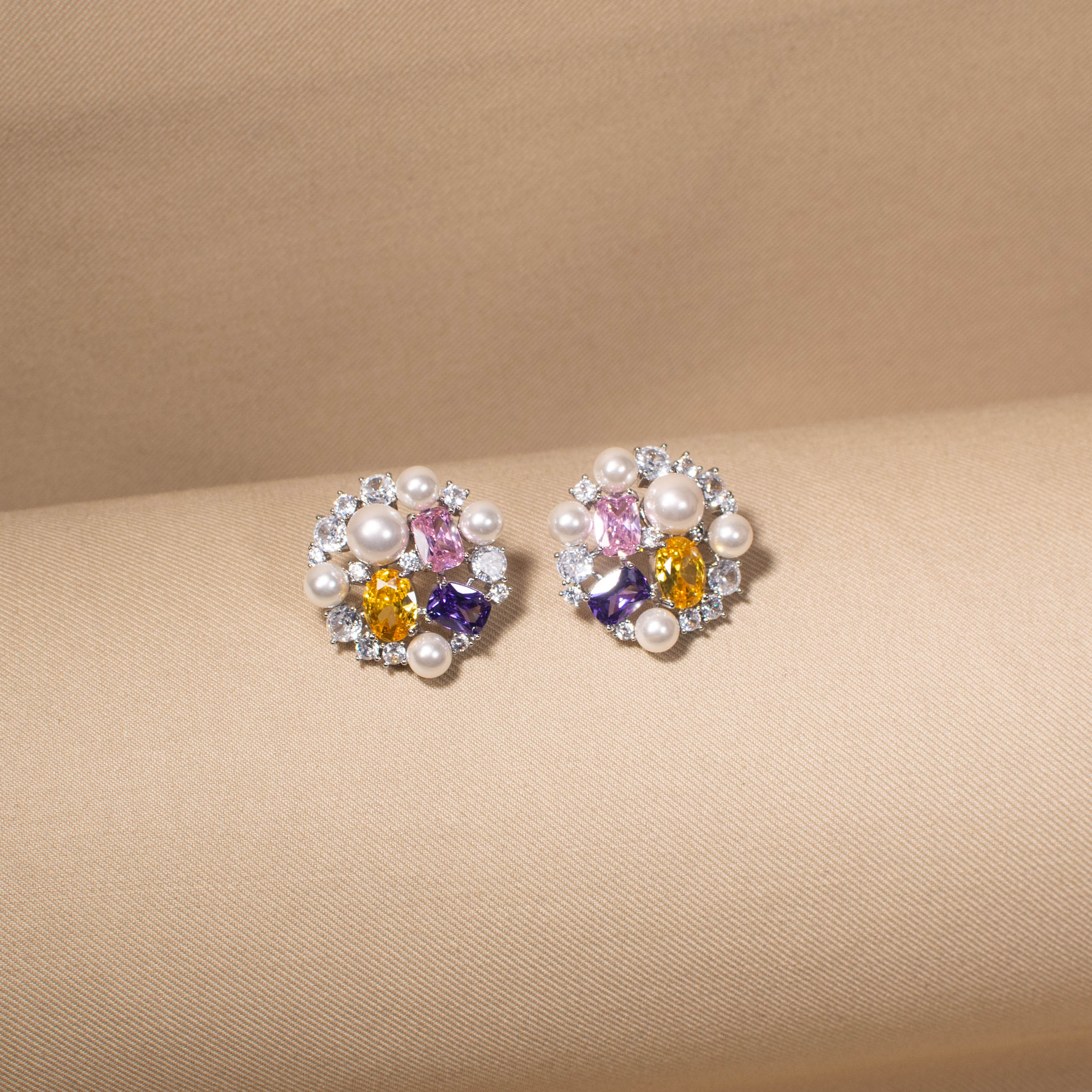 Sorbet Garden Pearl Studs