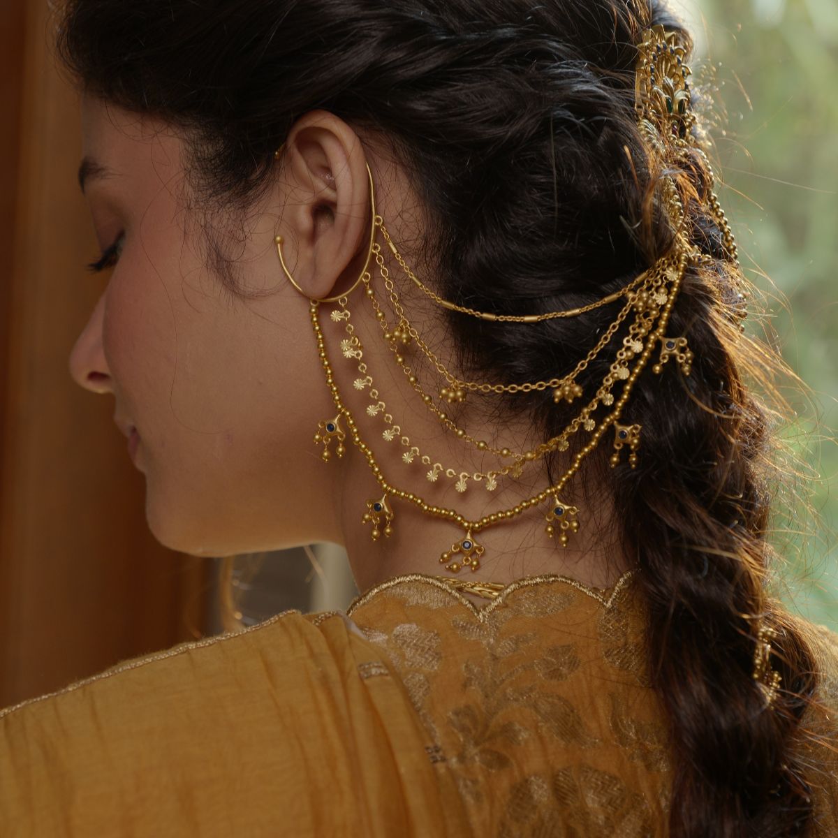 Chains of Glamour Ear Cuff