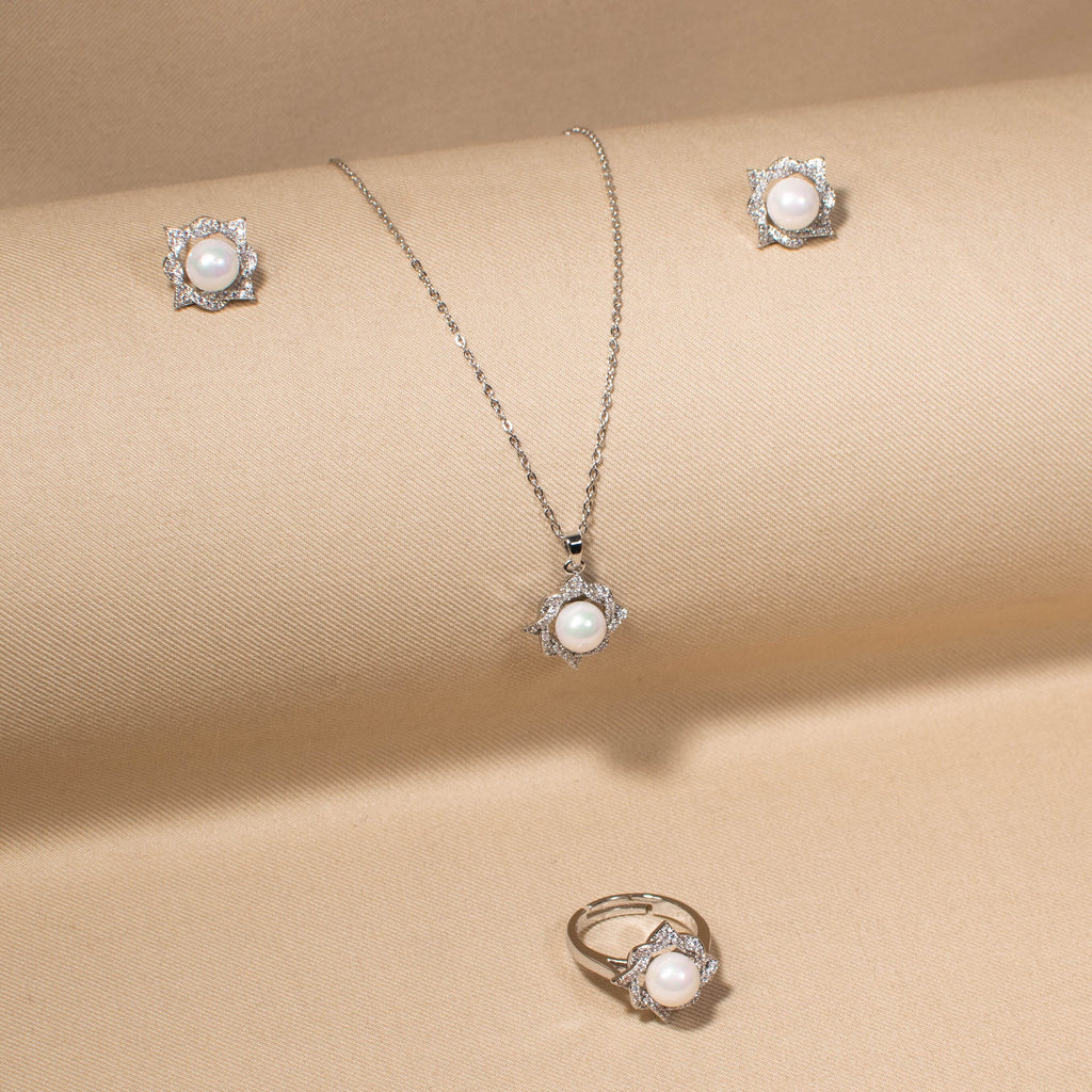 The Silver Origami Pearl Set with Ring